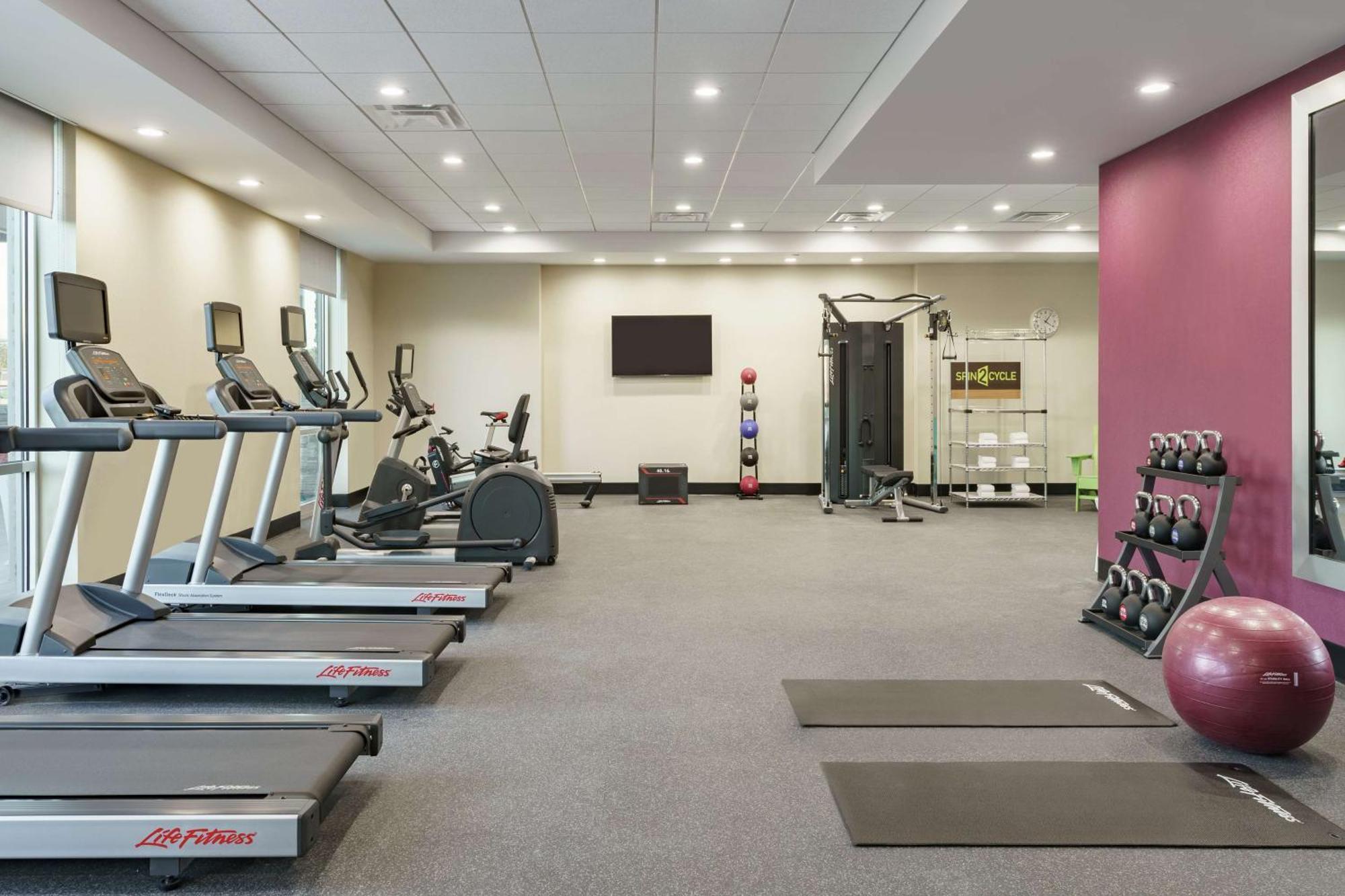 Home2 Suites By Hilton Norfolk Airport Bagian luar foto